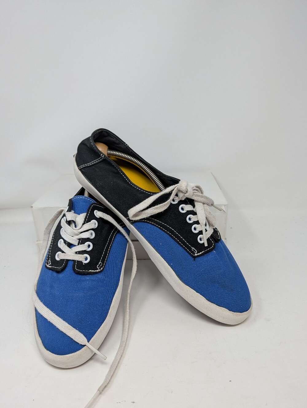 Vans Off The Wall Men's Size 11  Blue Black Low Top Sneakers VN-0KWO5RR